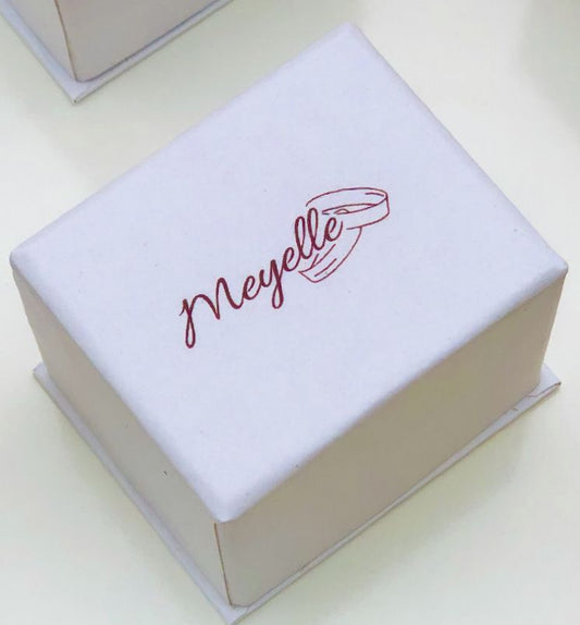 Meyelle Box
